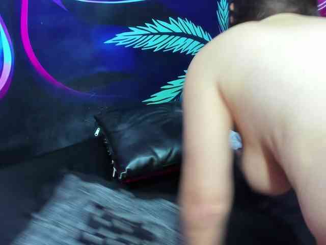 jessi_and_boy webcam