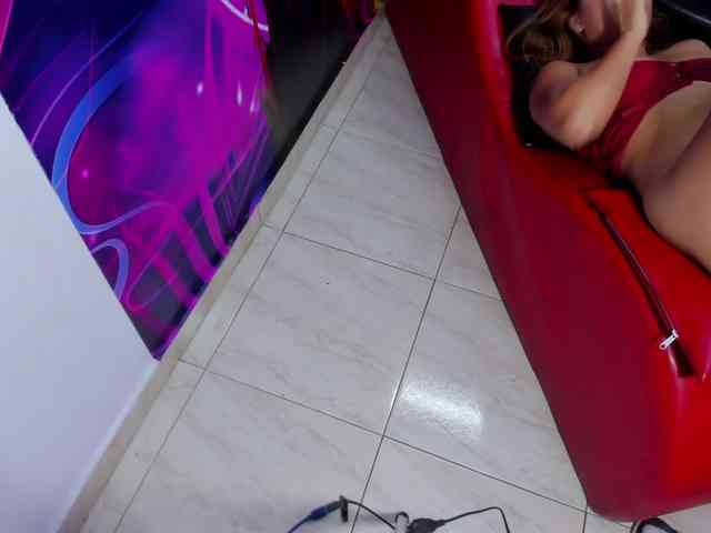 jessi_and_boy webcam