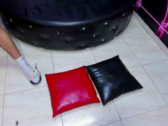 jessi_and_boy webcam