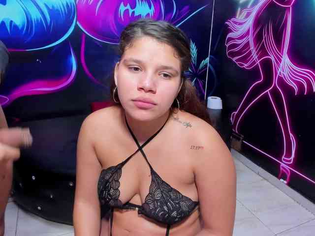 jessi_and_boy webcam