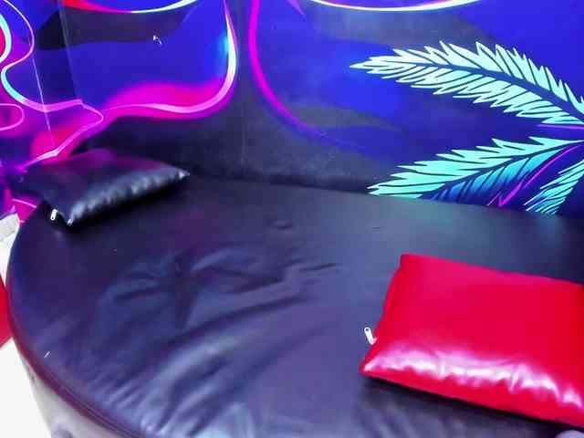 jessi_and_boy webcam