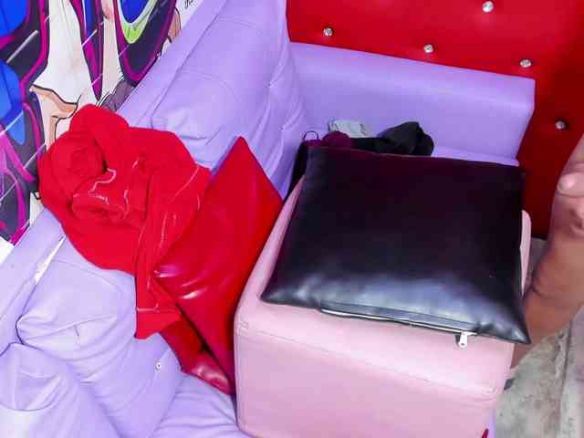 jessi_and_boy webcam