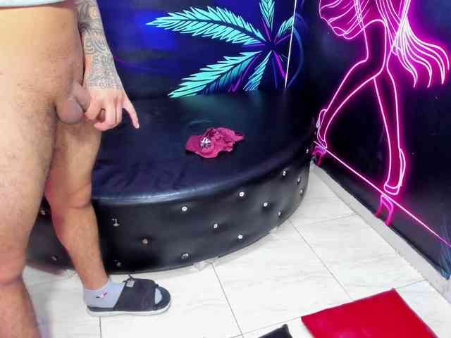 jessi_and_boy webcam