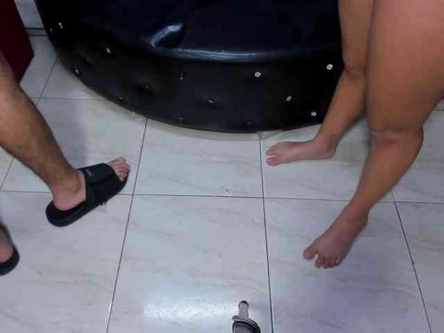jessi-and-boy Live Webcam on BongaCams