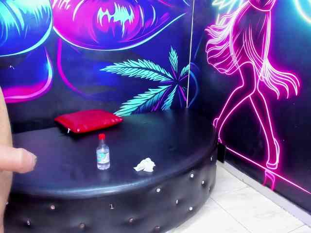 jessi_and_boy webcam