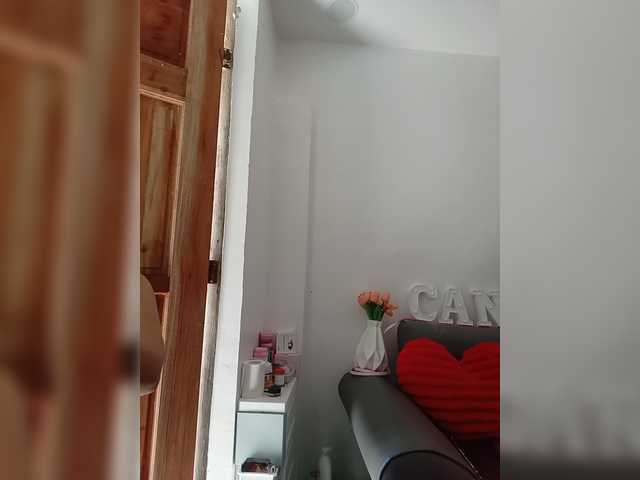 candicelovee live cam on BongaCams