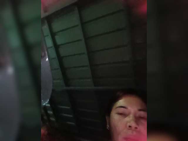 candicelovee live cam on BongaCams