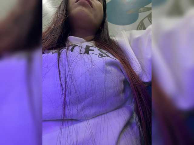 candicelovee live cam on BongaCams