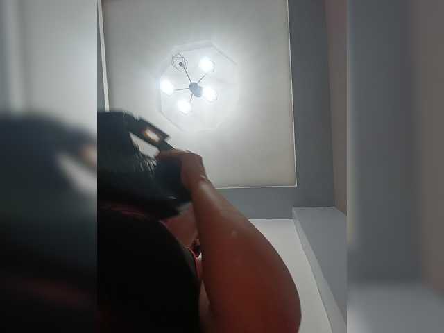 candicelovee live cam on BongaCams