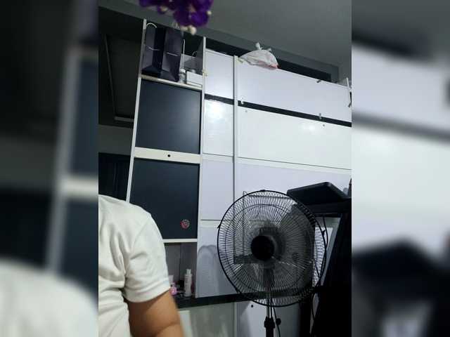 candicelovee live cam on BongaCams