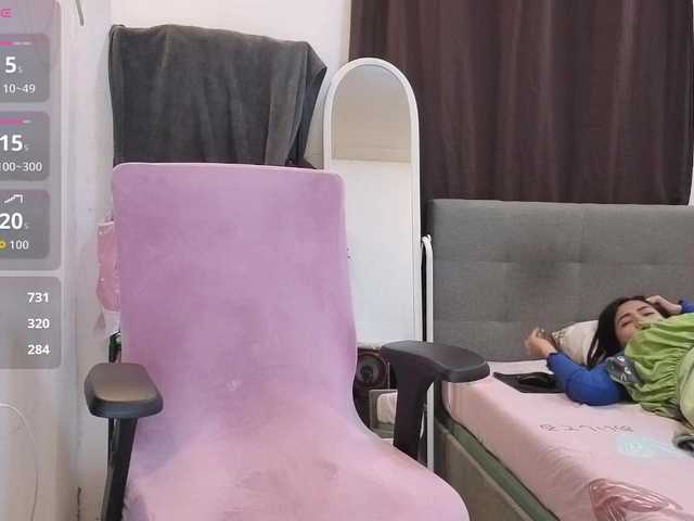 candicelovee live cam on BongaCams