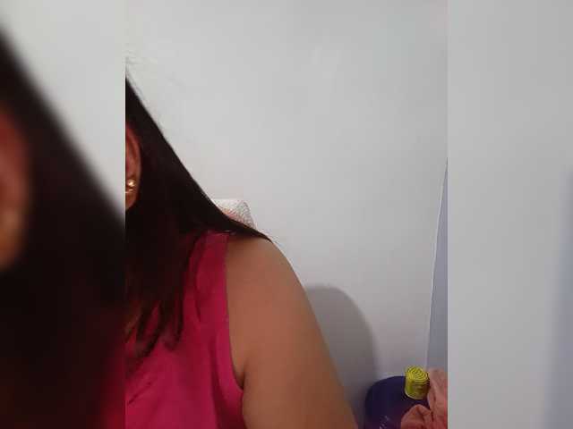 candicelovee live cam on BongaCams