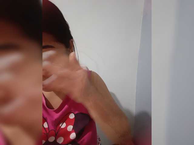 candicelovee live cam on BongaCams