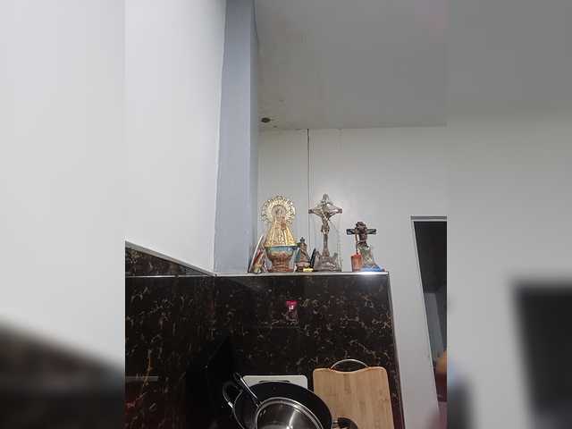 candicelovee live cam on BongaCams