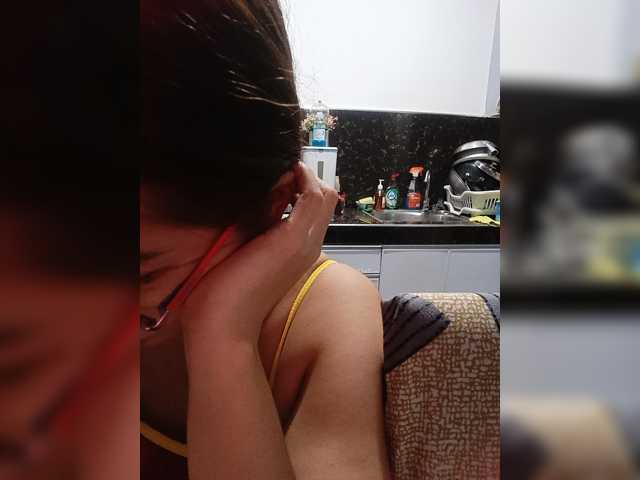candicelovee live cam on BongaCams