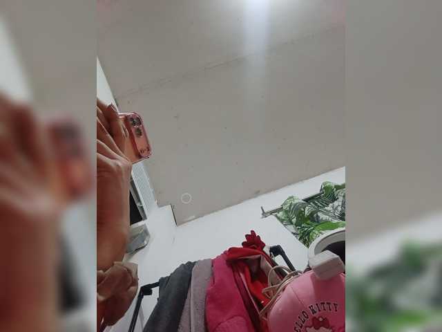 candicelovee live cam on BongaCams