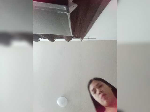 candicelovee live cam on BongaCams