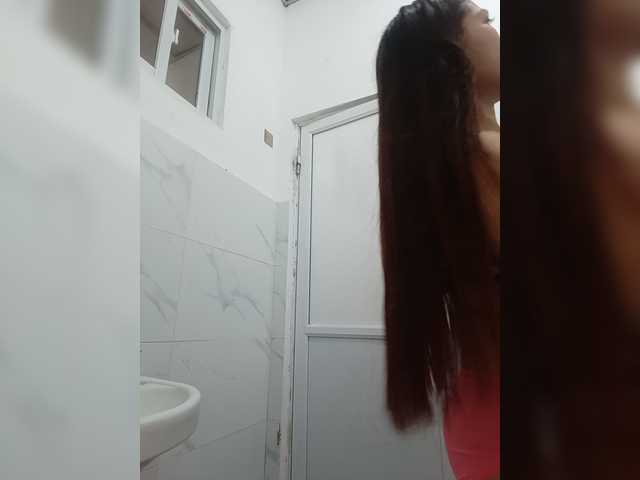 candicelovee live cam on BongaCams