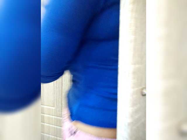 candicelovee live cam on BongaCams