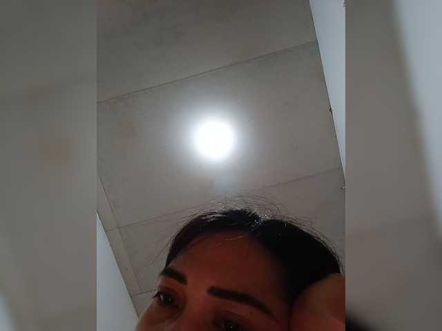 candicelovee live cam on BongaCams