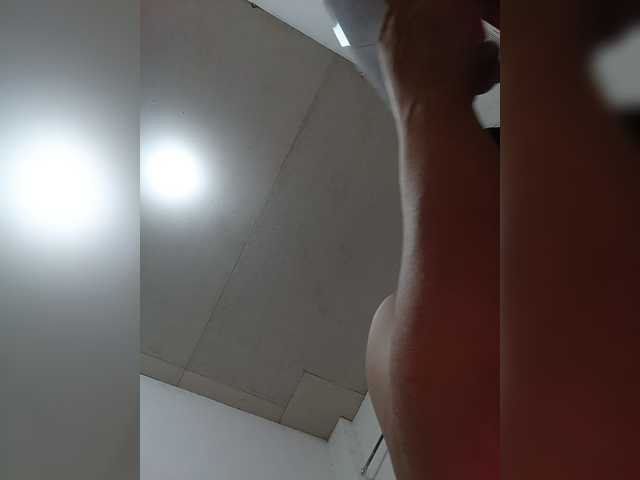 candicelovee live cam on BongaCams