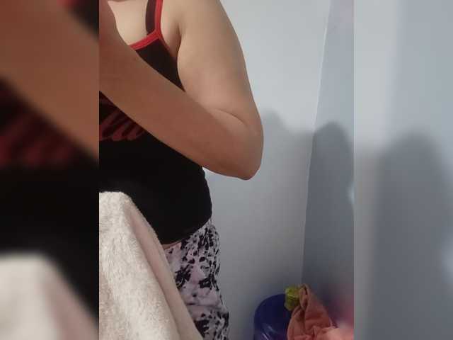 candicelovee live cam preview
