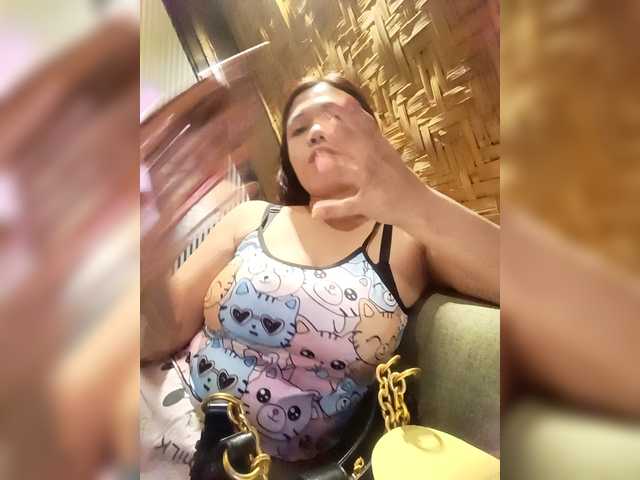 candicelovee's BongaCams show and profile