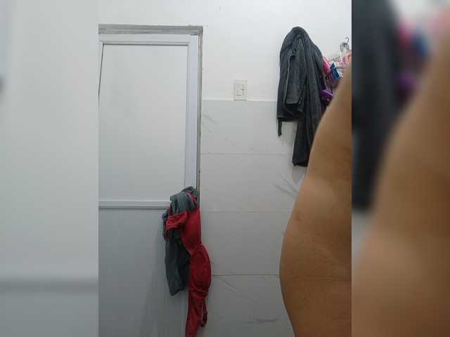 candicelovee live cam on BongaCams