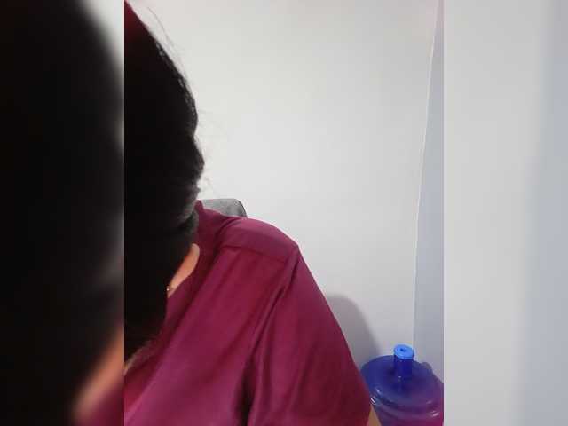 candicelovee live cam on BongaCams