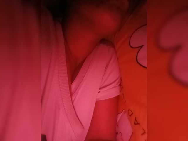 candicelovee live cam on BongaCams
