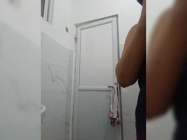 candicelovee live cam on BongaCams