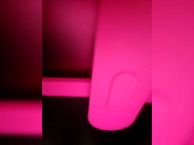 candicelovee's BongaCams show and profile