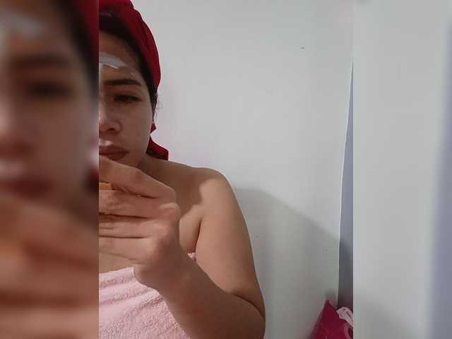 candicelovee live cam on BongaCams