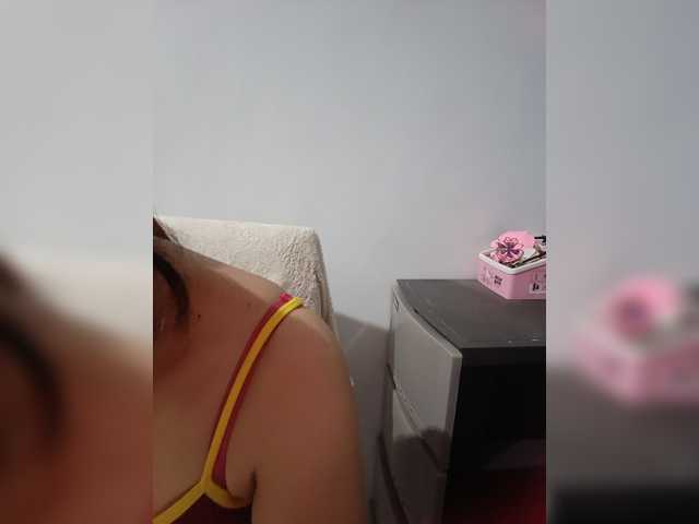 candicelovee live cam on BongaCams