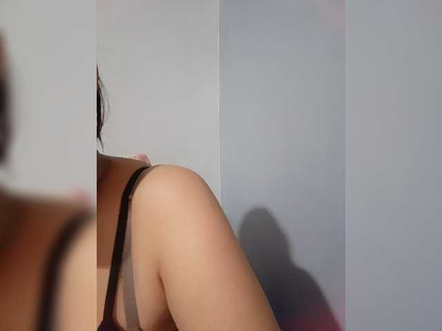 candicelovee live cam on BongaCams