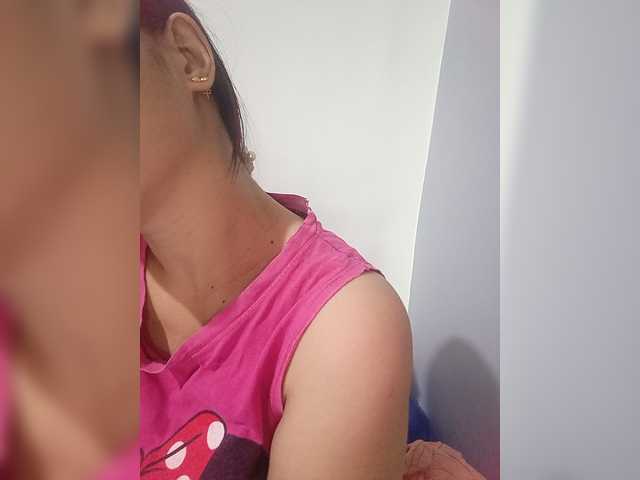candicelovee live cam on BongaCams