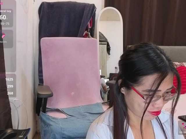 candicelovee live cam on BongaCams