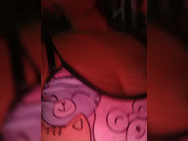 candicelovee live cam on BongaCams