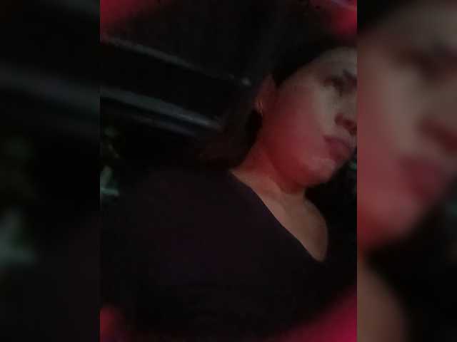 candicelovee live cam on BongaCams