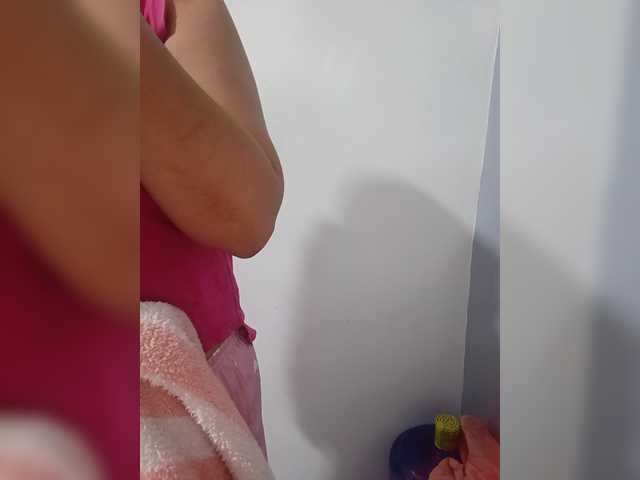 candicelovee live cam on BongaCams