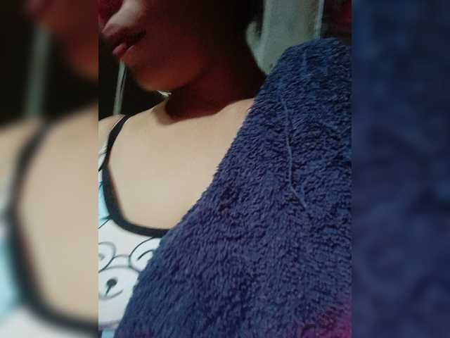 candicelovee live cam on BongaCams