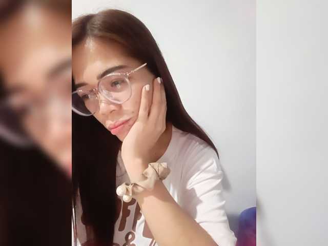 candicelovee live cam on BongaCams