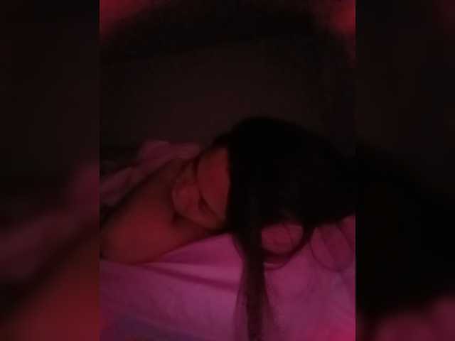 candicelovee live cam on BongaCams