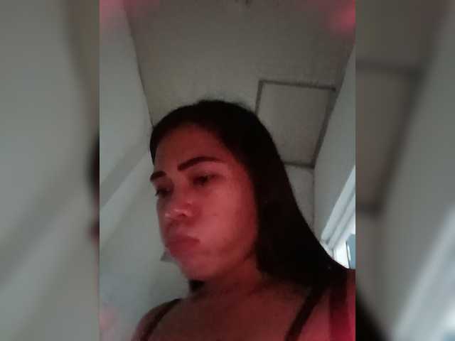 candicelovee live cam on BongaCams