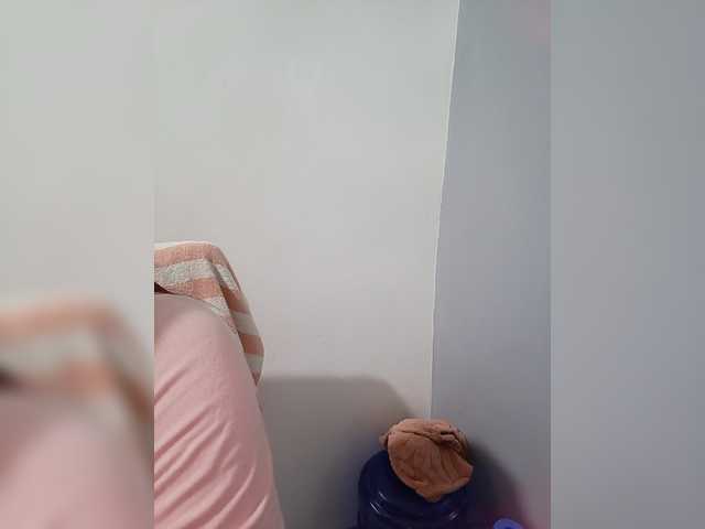 candicelovee live cam on BongaCams