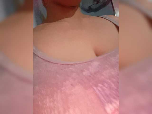 candicelovee live cam on BongaCams