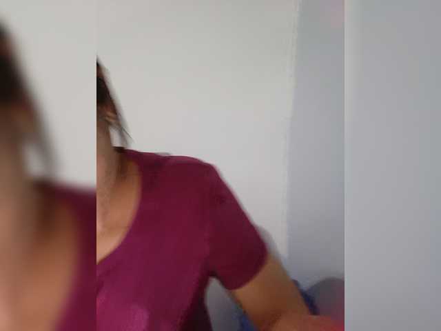 candicelovee live cam on BongaCams