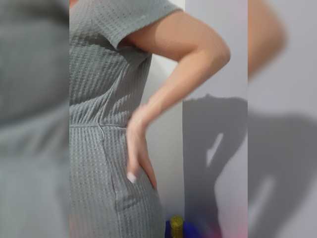 candicelovee, en directo ahora en BongaCams