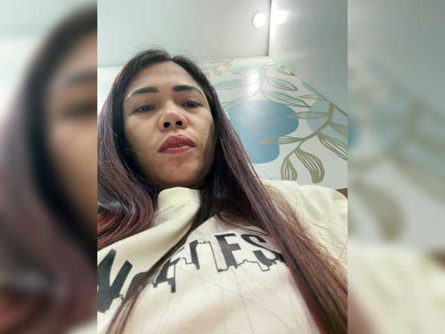 candicelovee live cam on BongaCams