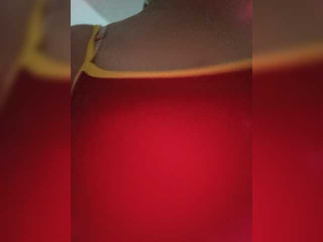 candicelovee live cam on BongaCams